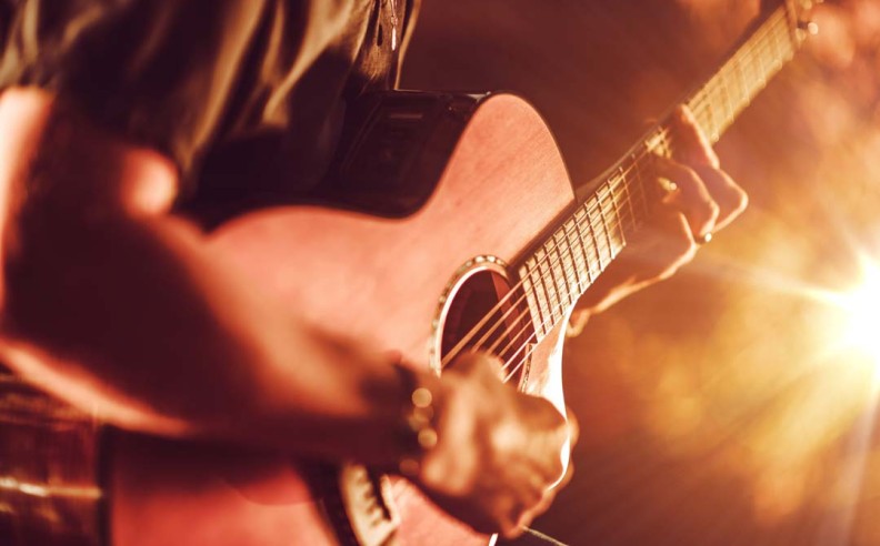 5 webs para aprender a tocar la guitarra gratis y desde casa