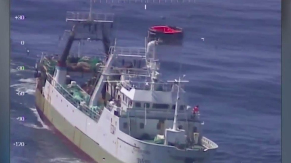 barco espanol colision atlantico buque chino